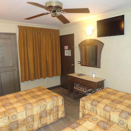 Hotel Plaza Crystal Τζαλάπα Εξωτερικό φωτογραφία